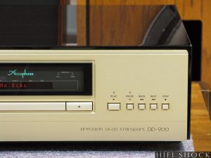 dp-900-accuphase-0d