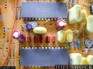 cd-d1-2-akai