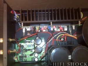 stello-m200-2-april-music