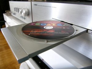 cd-s2000-0c-yamaha