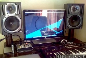 truth-b2030a-0a-behringer