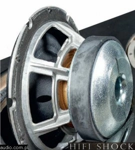 r700-4-kef
