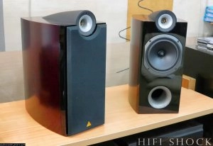 genese-trio-0-triangle